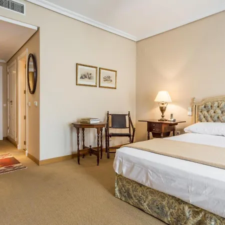 One&lux - Stylish Near Plaza De España Apartamento *